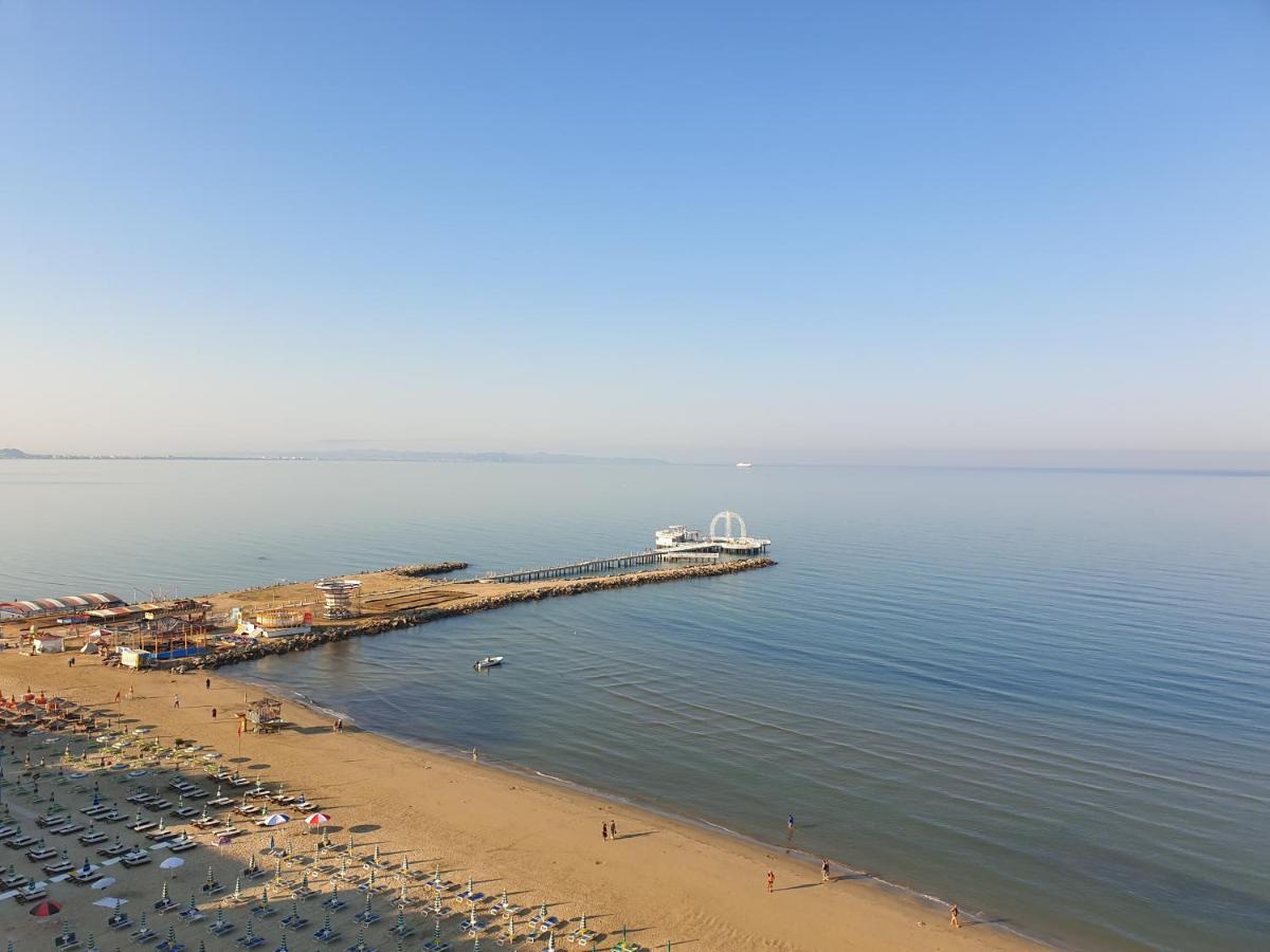 Hotel Perandor Durrës