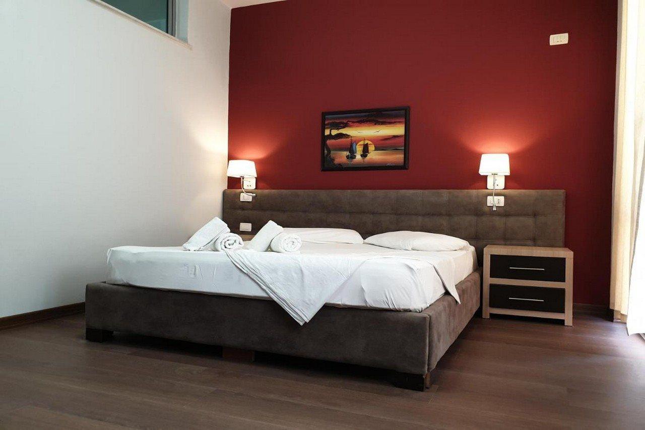 Perandor 4*